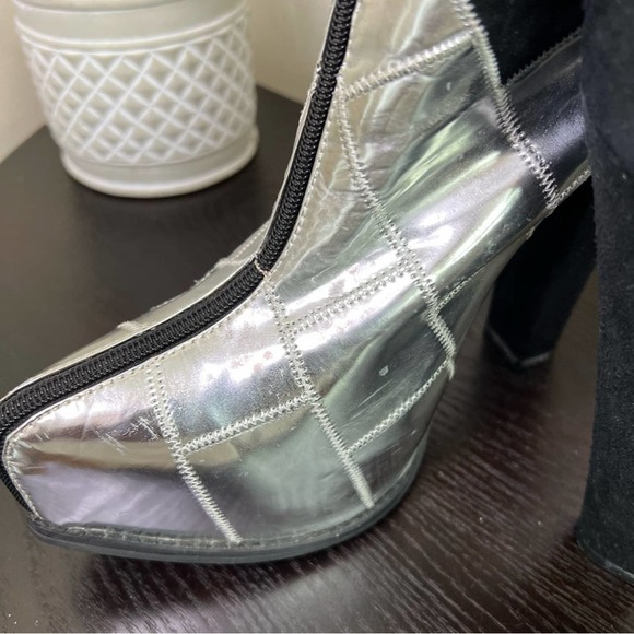 Jeffrey Campbell, black and silver platform boot size 10 # 002 - Picture 7 of 13